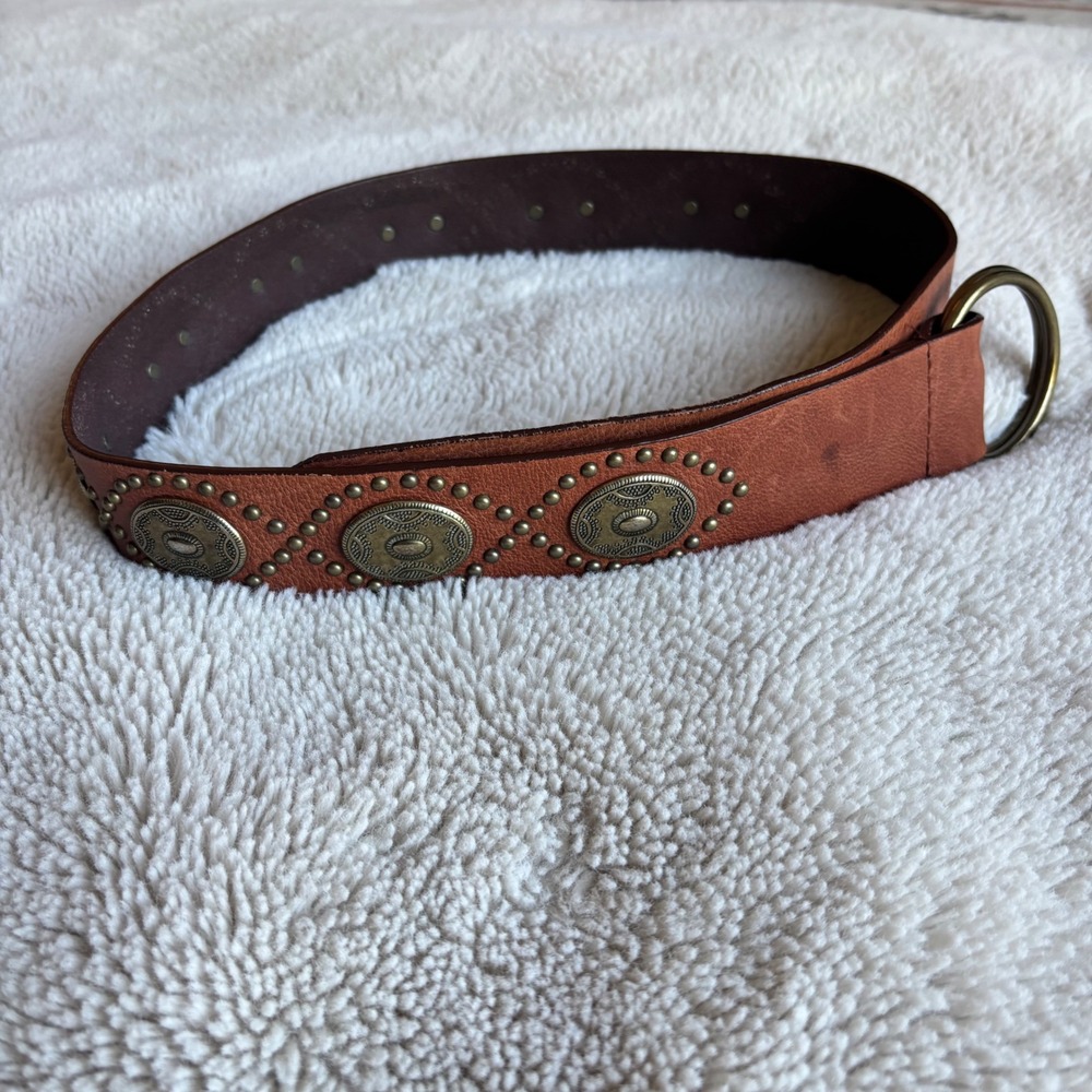 Womens Brown Genuine Leather Western Studded Medallion O-Ring Belt Size M - Picture 2 of 8